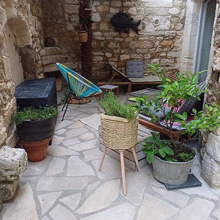 Chambre D Hotes Aramon Esterno foto