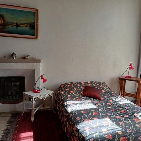 Chambre D Hotes Aramon Esterno foto