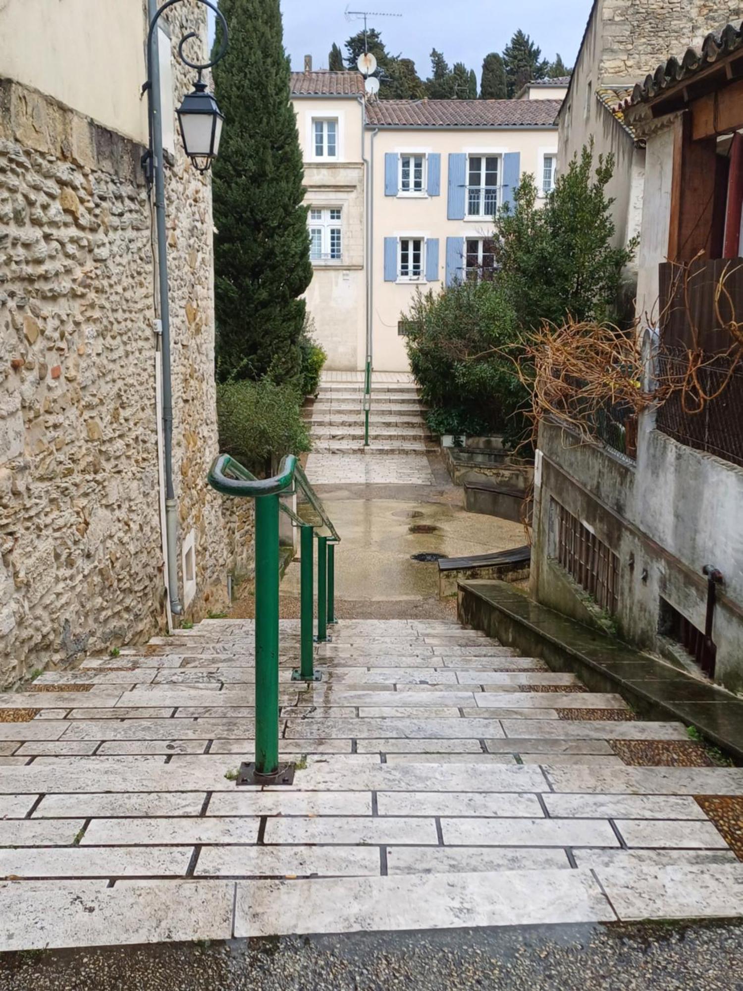 Chambre D Hotes Aramon Esterno foto